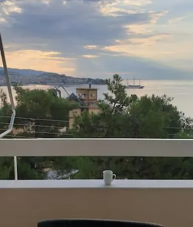 Mare Unul *