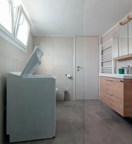 Apartament Mare Unul *