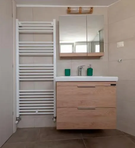 Mare Unul קאבאלה