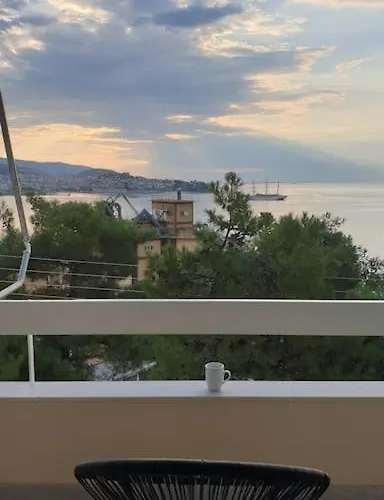 Mare Unul *